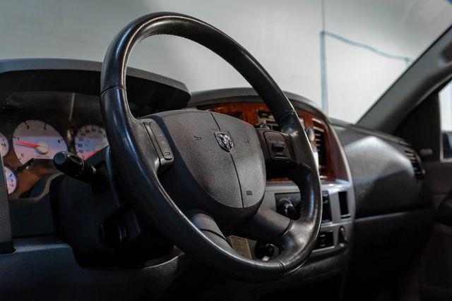 Photo of 2007 White Dodge Ram 2500