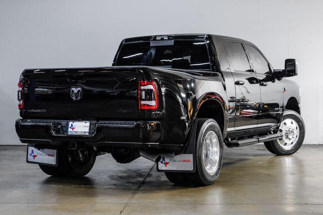 Photo of 2023 Diamond Black Crystal Pearlcoat RAM 3500