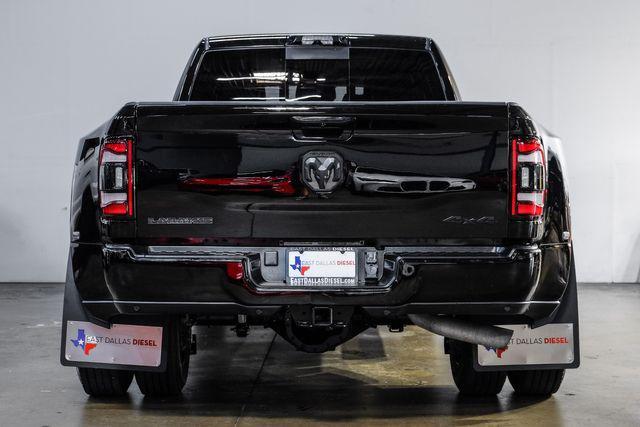 Photo of 2023 Diamond Black Crystal Pearlcoat RAM 3500