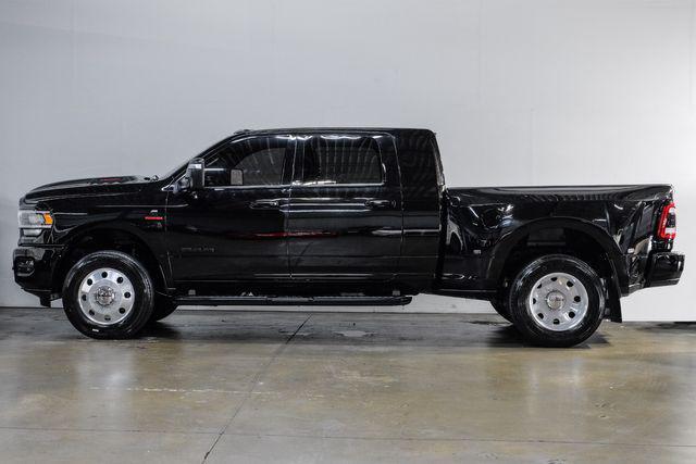 Photo of 2023 Diamond Black Crystal Pearlcoat RAM 3500