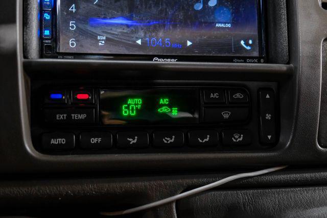 Photo of 2003 Green Ford Excursion