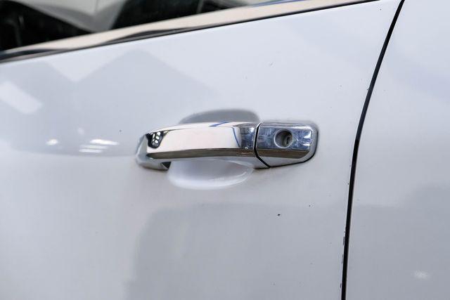 Photo of 2016 Summit White Chevrolet Silverado 3500