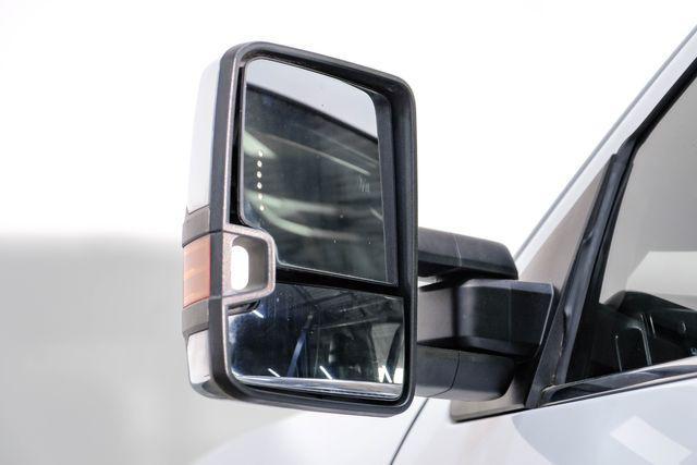 Photo of 2016 Summit White Chevrolet Silverado 3500