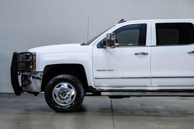 Photo of 2016 Summit White Chevrolet Silverado 3500