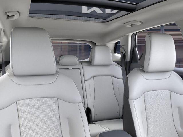 Photo of 2025 Fusion Black Kia Sportage Hybrid