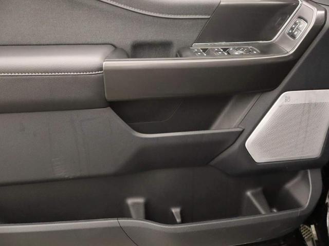 Photo of 2025 Agate Black Metallic Ford F-150