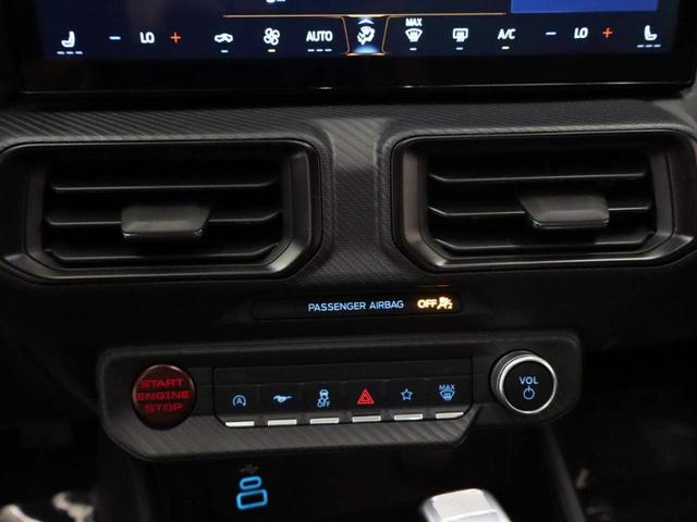 Photo of 2025 Molten Ford Mustang