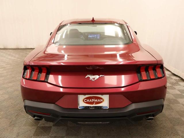 Photo of 2025 Molten Ford Mustang