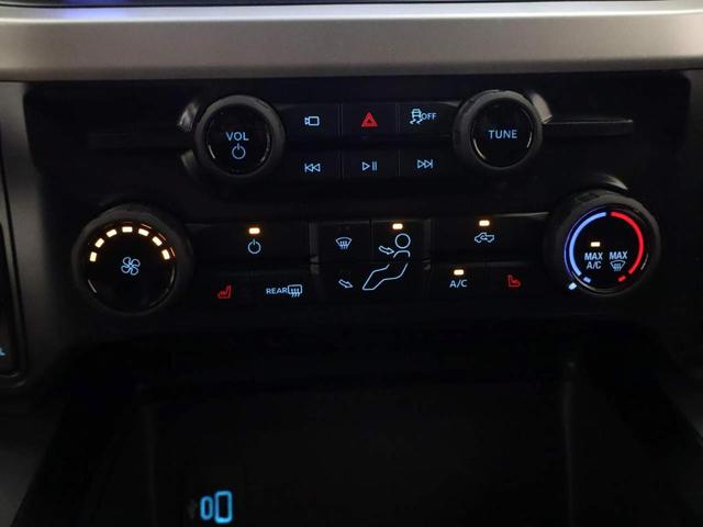 Photo of 2025 Oxford White Ford F-250