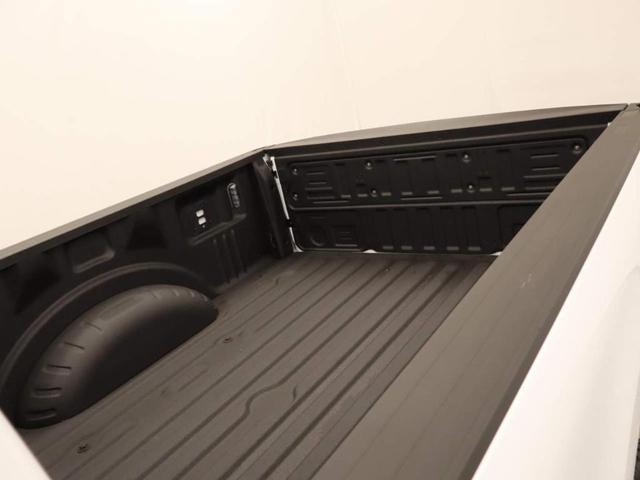 Photo of 2025 Oxford White Ford F-250