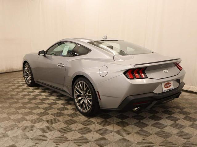 Photo of 2025 Iconic Silver Metallic Ford Mustang