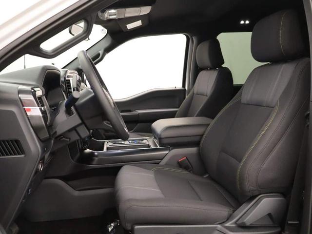 Photo of 2025 Oxford White Ford F-150