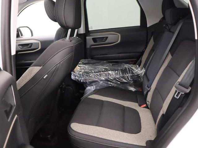 Photo of 2025 Oxford White Ford Bronco Sport
