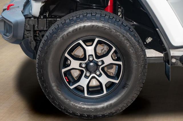 Photo of 2020 Bright White Clearcoat Jeep Wrangler