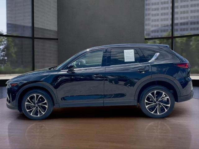 Photo of 2022 Jet Black Mica Mazda CX-5