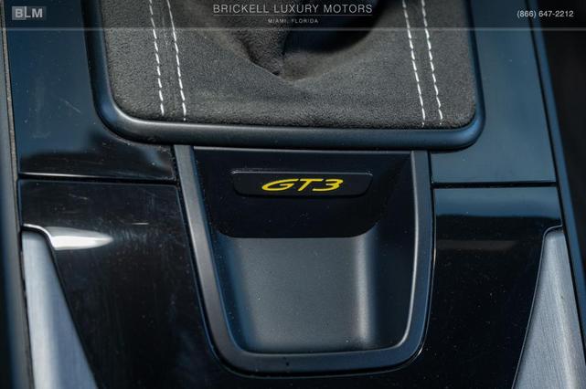 Photo of 2023 Arctic Grey Porsche 911