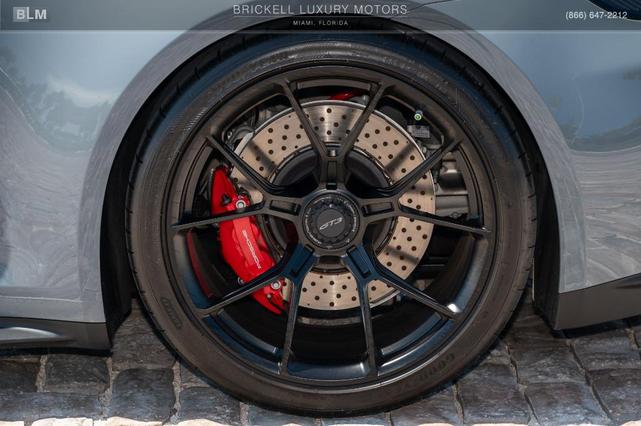 Photo of 2023 Arctic Grey Porsche 911