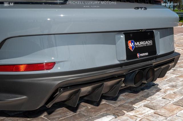 Photo of 2023 Arctic Grey Porsche 911