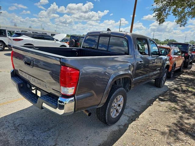 Photo of 2016 Magnetic Gray Metallic Toyota Tacoma
