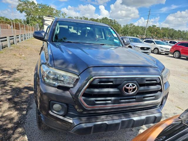 Photo of 2016 Magnetic Gray Metallic Toyota Tacoma