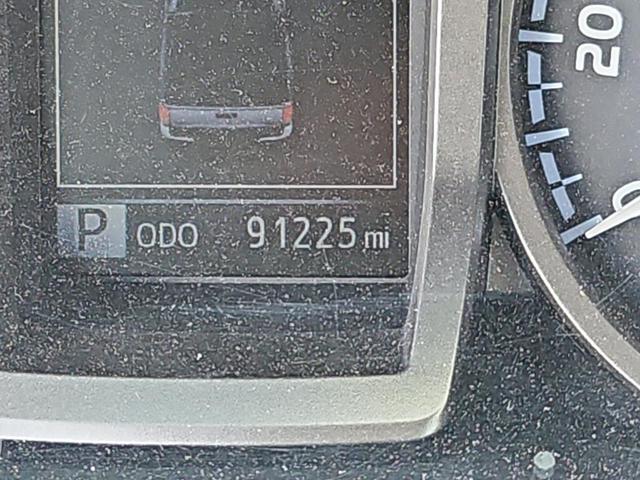 Photo of 2016 Magnetic Gray Metallic Toyota Tacoma
