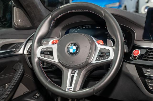 Photo of 2021 Black Sapphire Metallic BMW M5