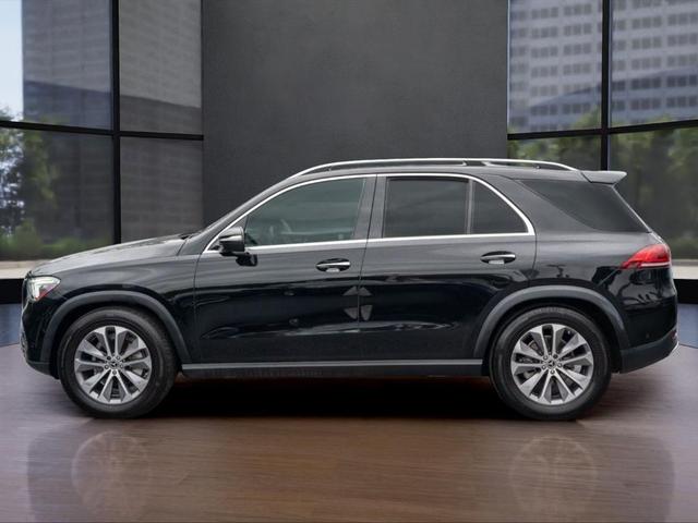 Photo of 2022 Black Mercedes-Benz GLE 350
