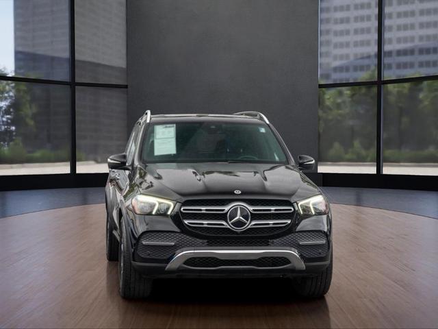 Photo of 2022 Black Mercedes-Benz GLE 350
