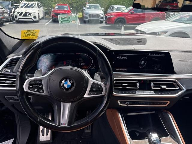 Photo of 2021 Carbon Black Metallic BMW X6