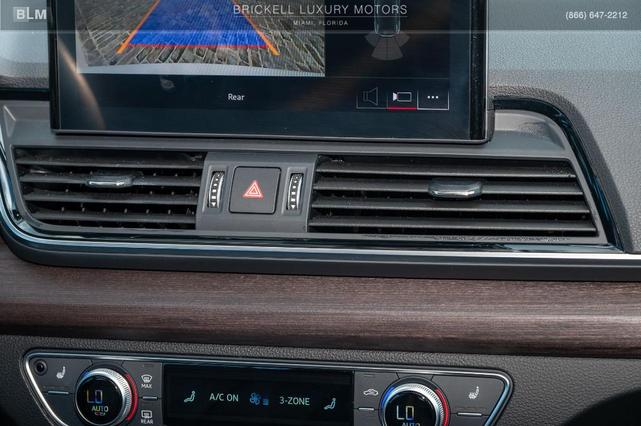 Photo of 2021 Ibis White Audi Q5