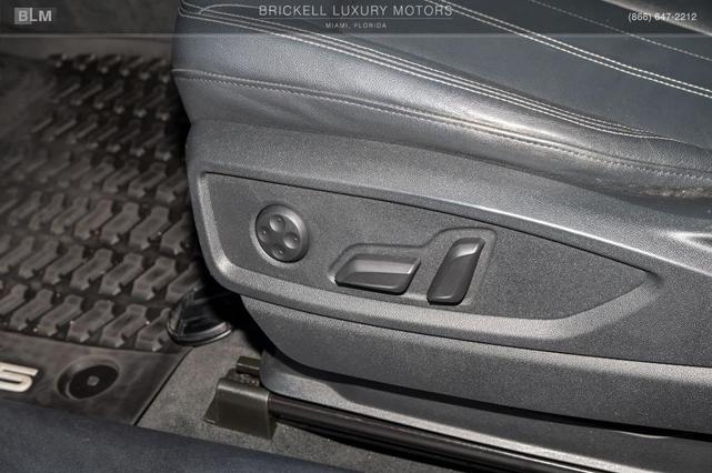 Photo of 2021 Ibis White Audi Q5