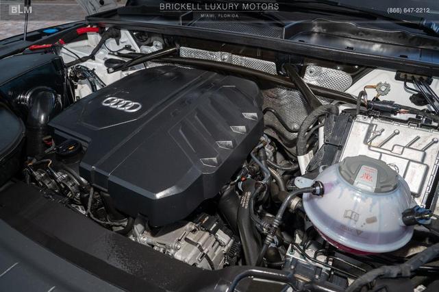 Photo of 2021 Ibis White Audi Q5