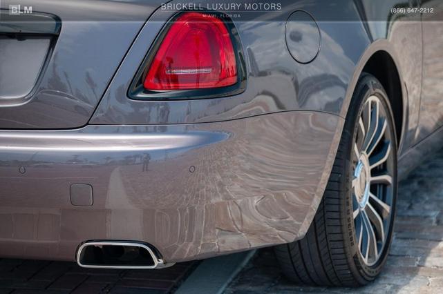 Photo of 2019 Anthracite Gray Rolls-Royce Dawn