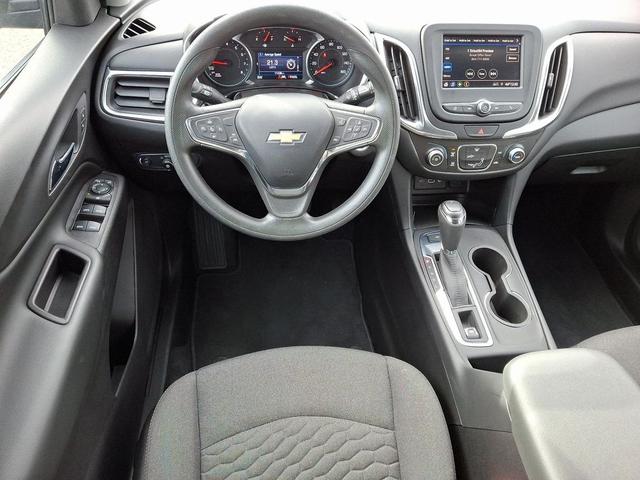 Photo of 2021 Mosaic Black Metallic Chevrolet Equinox