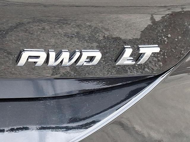 Photo of 2021 Mosaic Black Metallic Chevrolet Equinox
