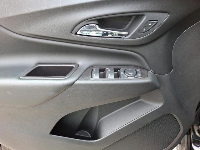 Photo of 2021 Mosaic Black Metallic Chevrolet Equinox