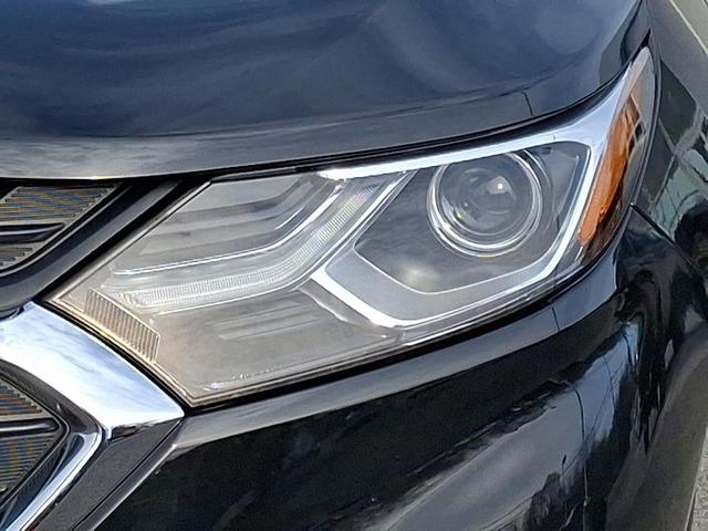Photo of 2021 Mosaic Black Metallic Chevrolet Equinox