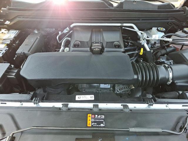 Photo of 2024 Black Chevrolet Colorado
