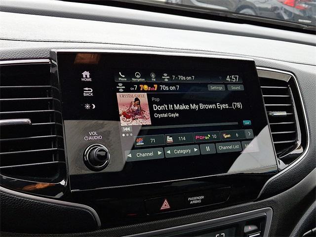 Photo of 2022 Platinum White Pearl Honda Passport