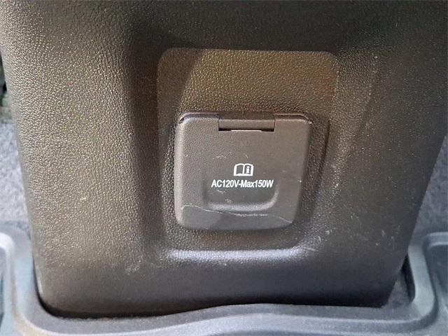 Photo of 2022 Mosaic Black Metallic Chevrolet Equinox