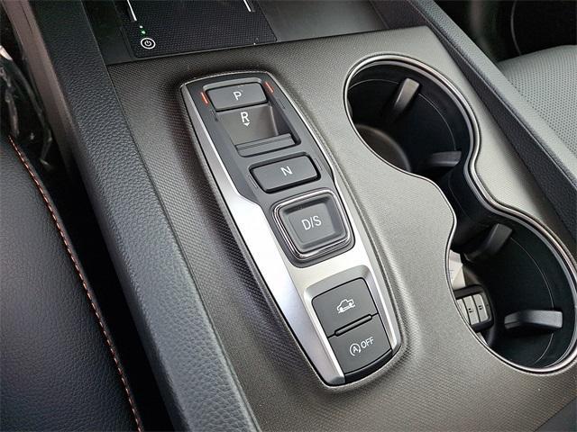 Photo of 2025 SONIC_GRAY_PEARL Honda Ridgeline