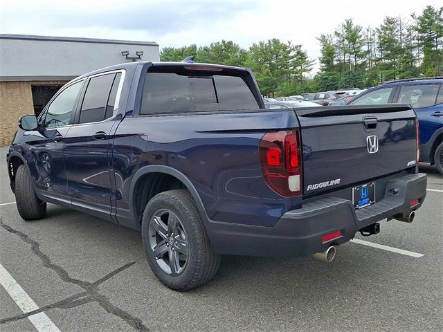 Photo of 2023 Obsidian Blue Pearl Honda Ridgeline