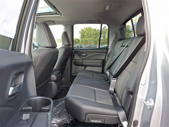 Photo of 2026 SOLAR_SILVER_METAL Honda Ridgeline