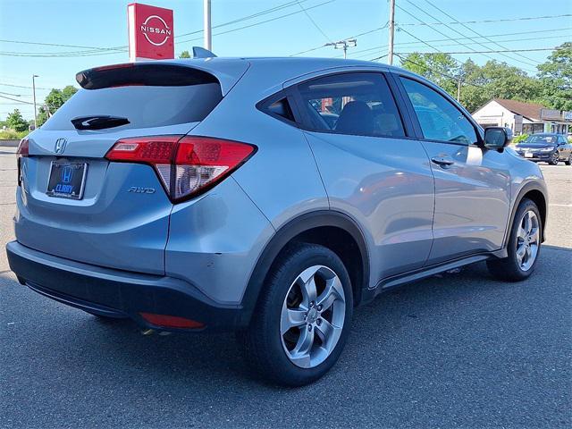 Photo of 2017 Lunar Silver Metallic Honda HR-V