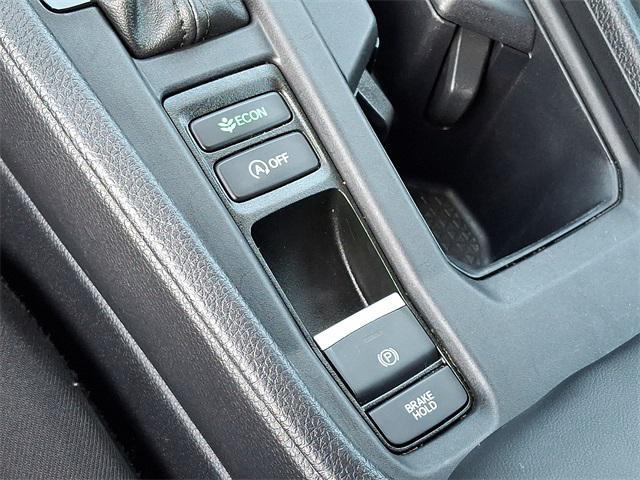 Photo of 2023 Lunar Silver Metallic Honda Accord