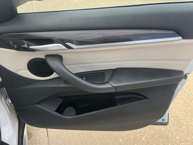 Photo of 2018 Alpine White BMW X1
