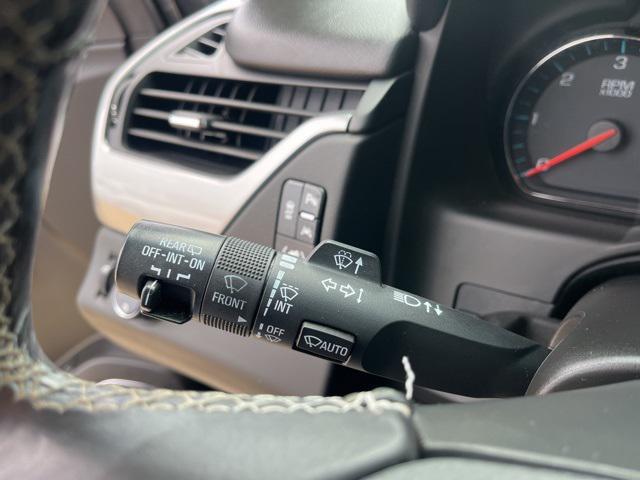 Photo of 2018 Tungsten Metallic Chevrolet Suburban