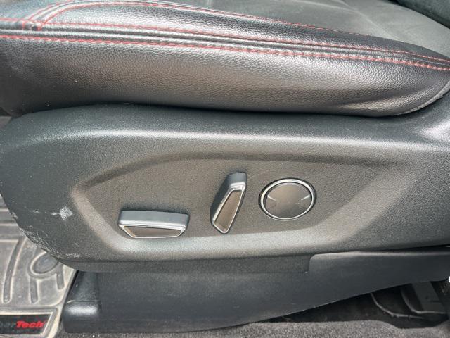 Photo of 2018 Ingot Silver Ford Explorer