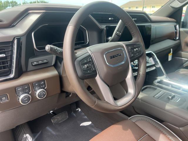 Photo of 2025 Summit White GMC Sierra 3500