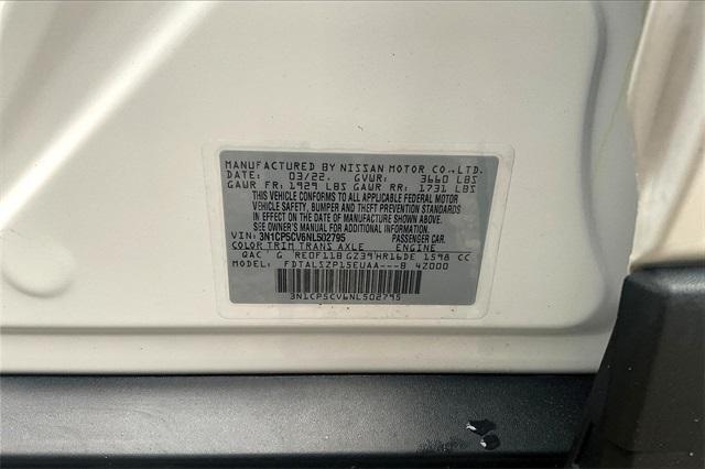 Photo of 2022 Aspen White Nissan Kicks